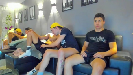fratguysonline  20-03-2022